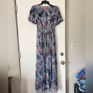 Floral Dress with Short Sleeves